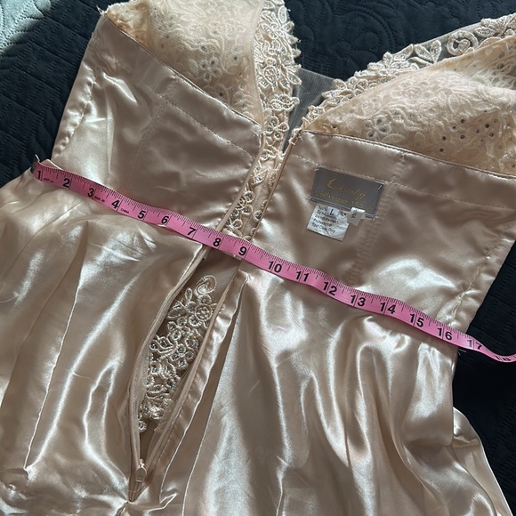 One used - Picture 15 of 17